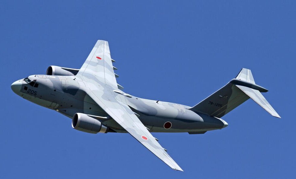 C-2輸送機