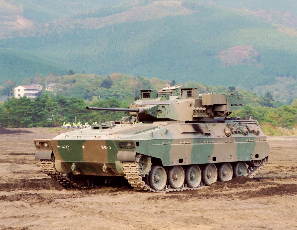自衛隊の装甲戦闘車