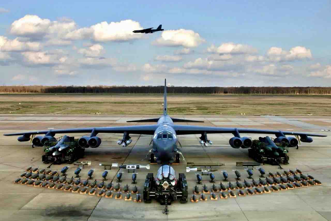 B-52爆撃機とその搭載兵器