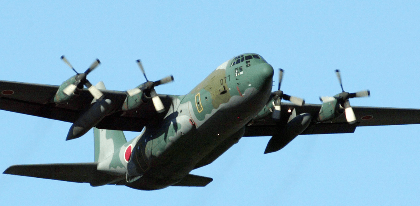 航空自衛隊C－130ハ－キュリーズ輸送機 1／400 第４空団 模型