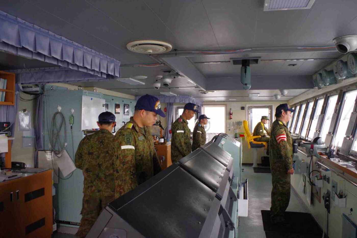 自衛隊の海上輸送群