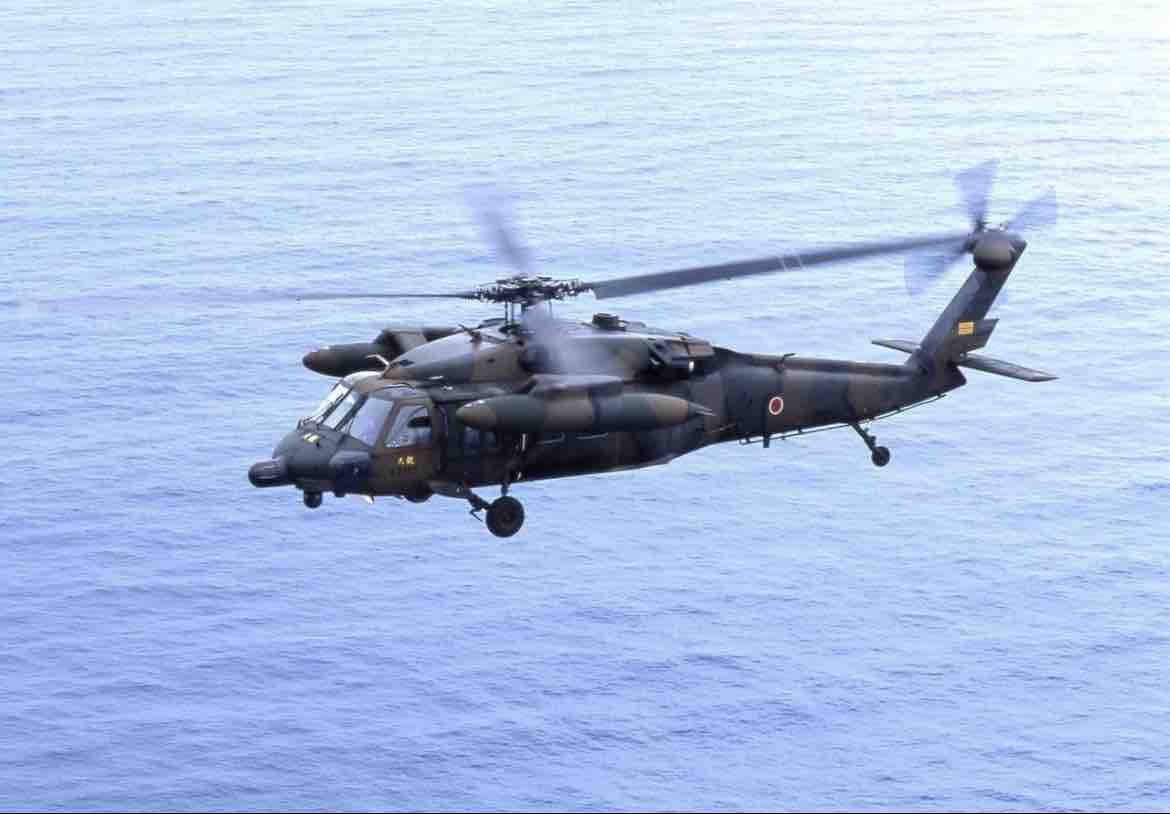 陸上自衛隊のUH-60JAヘリ