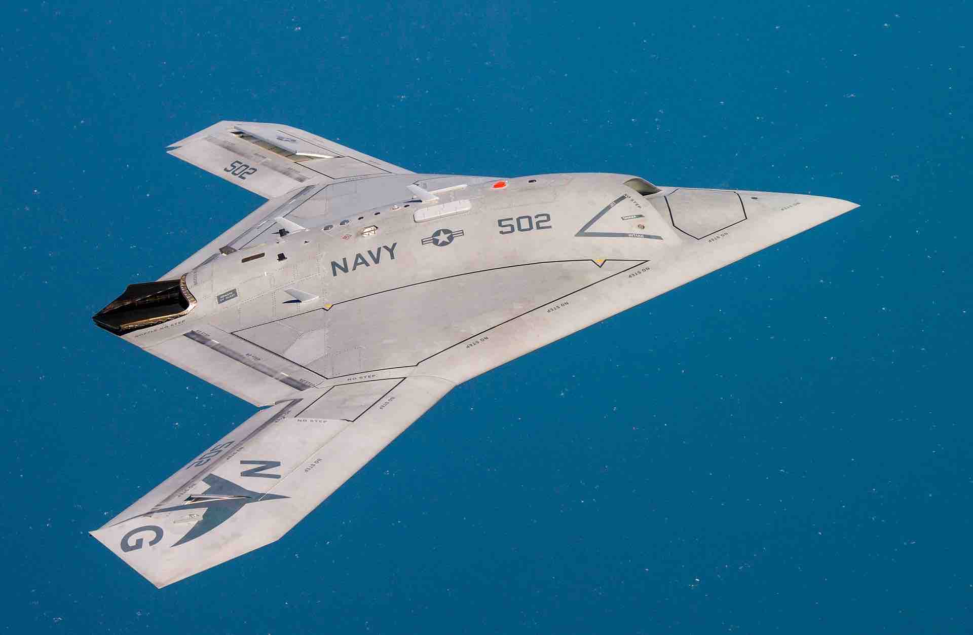アメリカのX-47B無人攻撃機