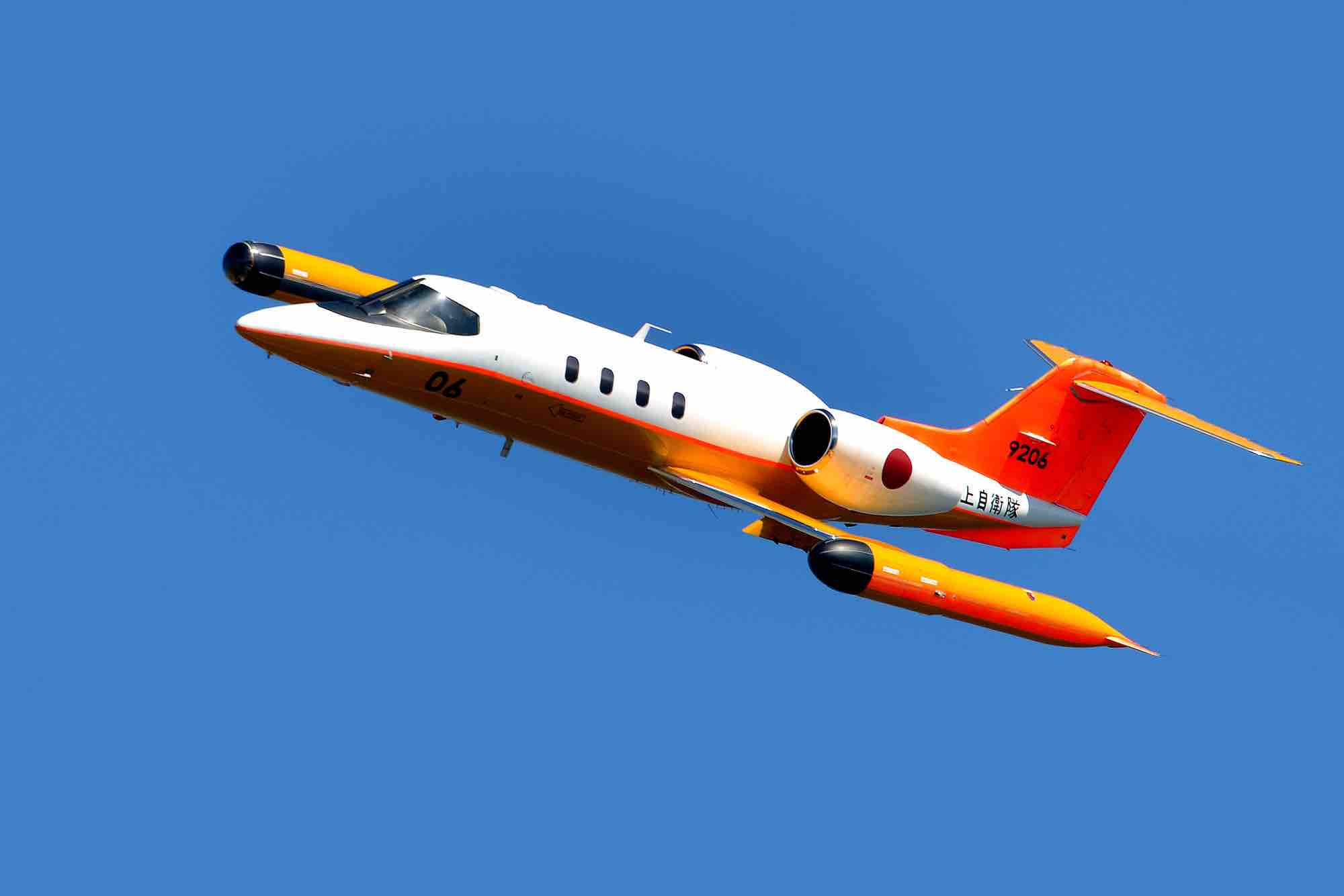 自衛隊のU-36A訓練支援機