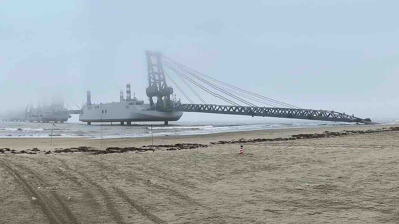 中国の揚陸用の桟橋