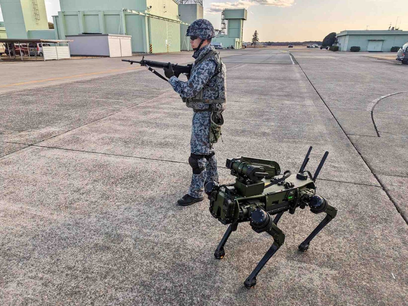 基地警備教導隊