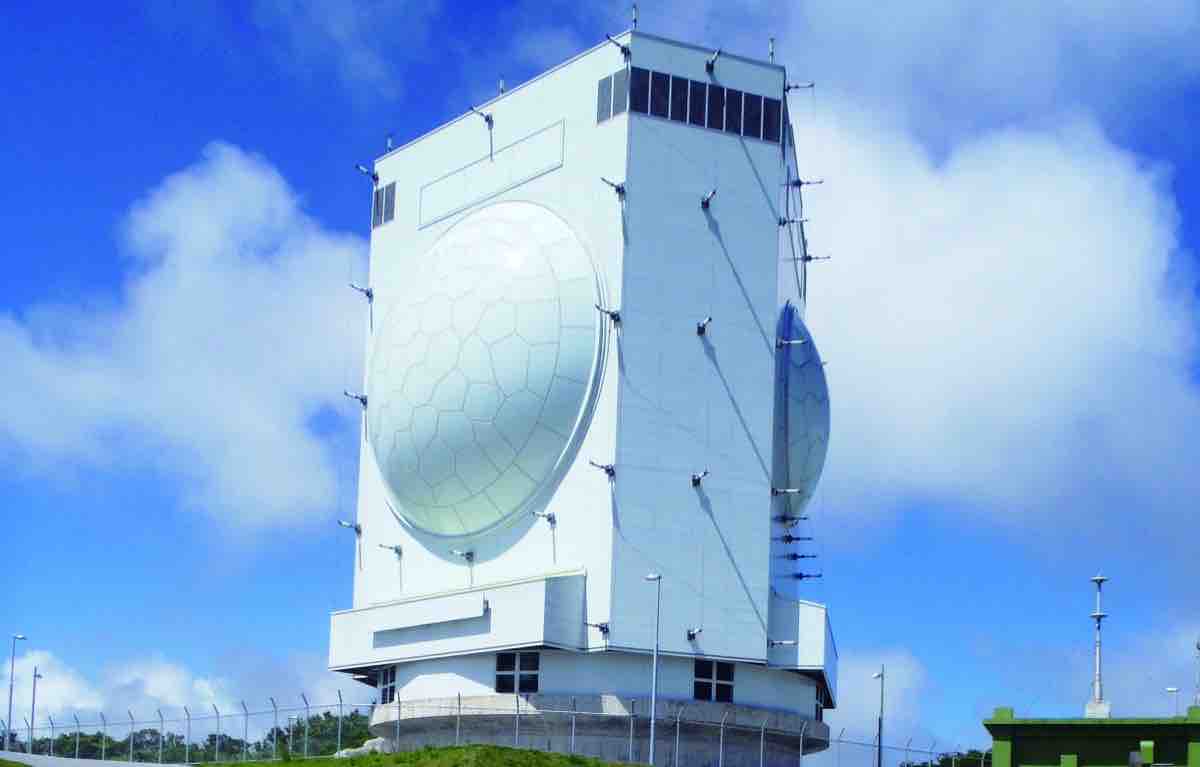 自衛隊のガメラレーダー