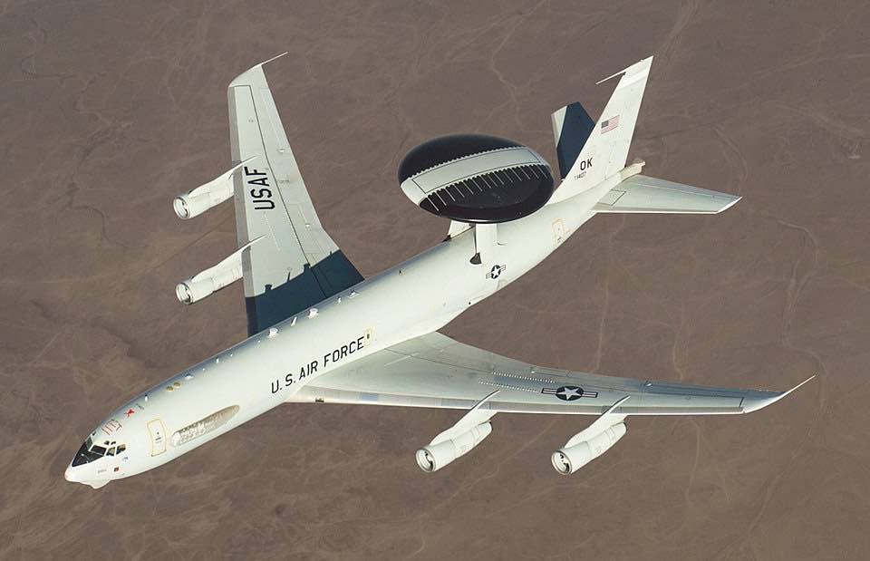 E-3早期警戒機