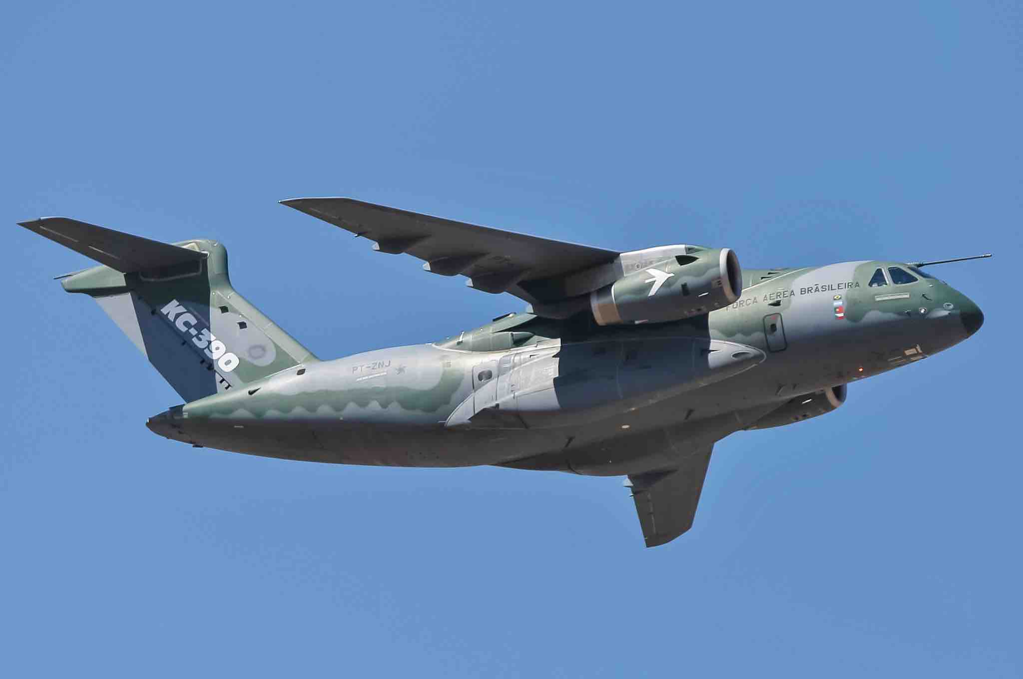 C-390輸送機