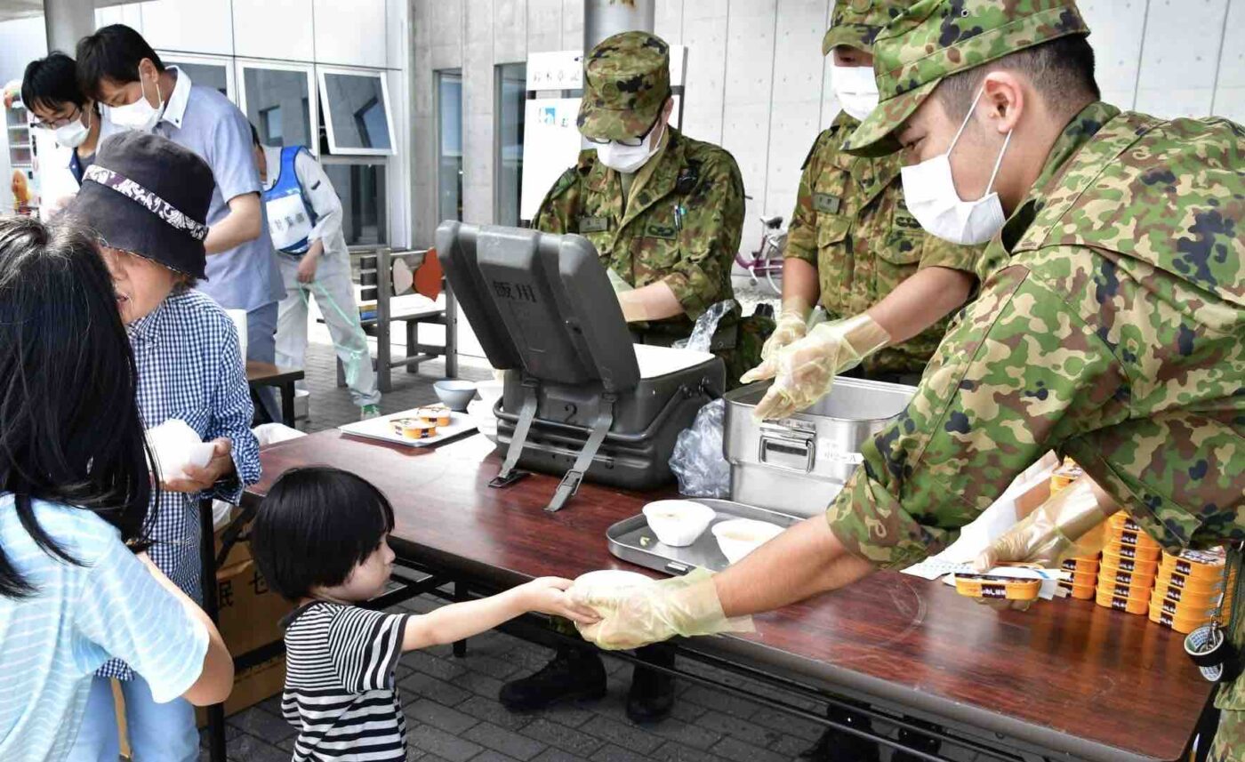 災害派遣での炊き出し
