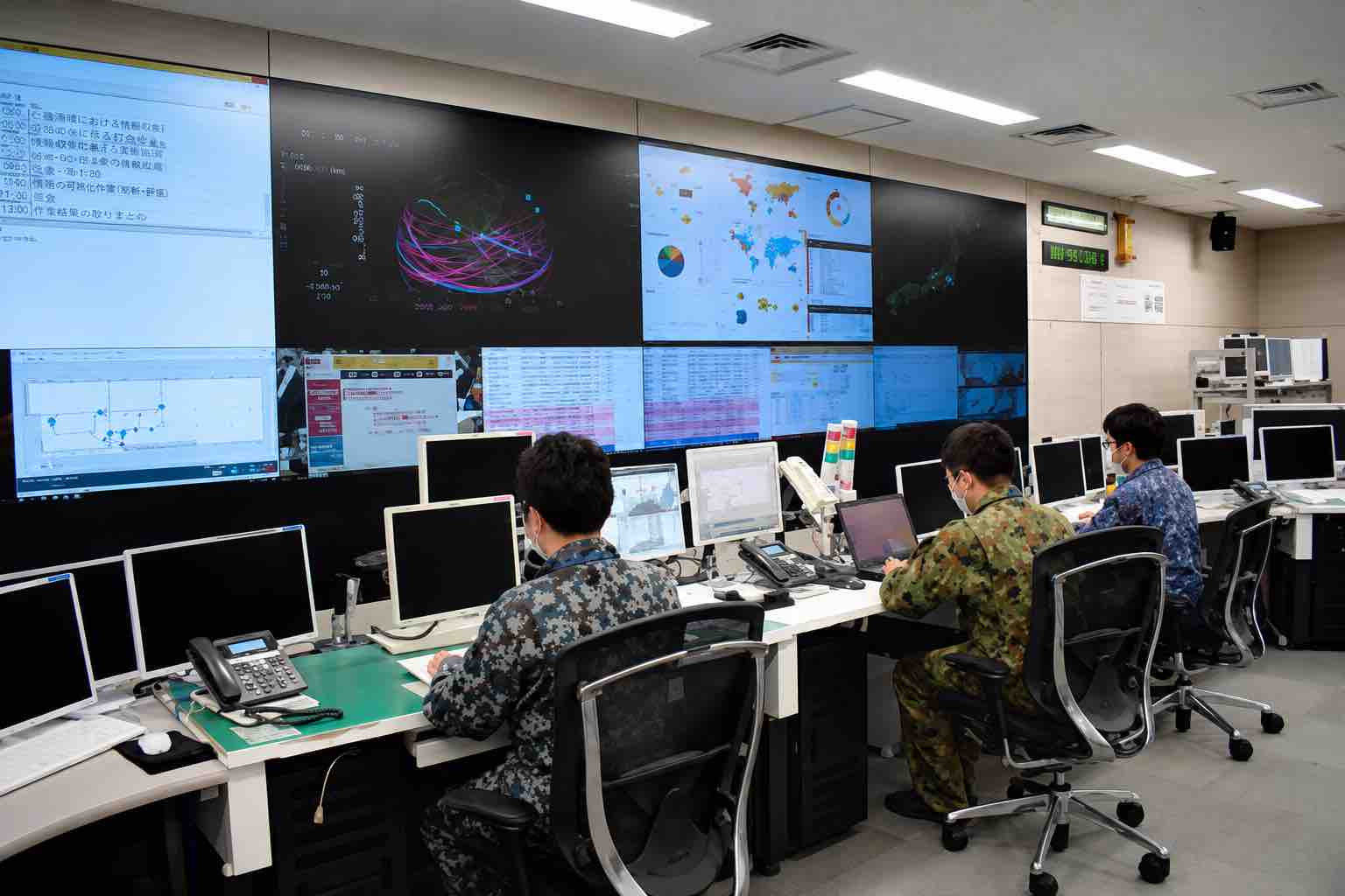 サイバー防衛隊