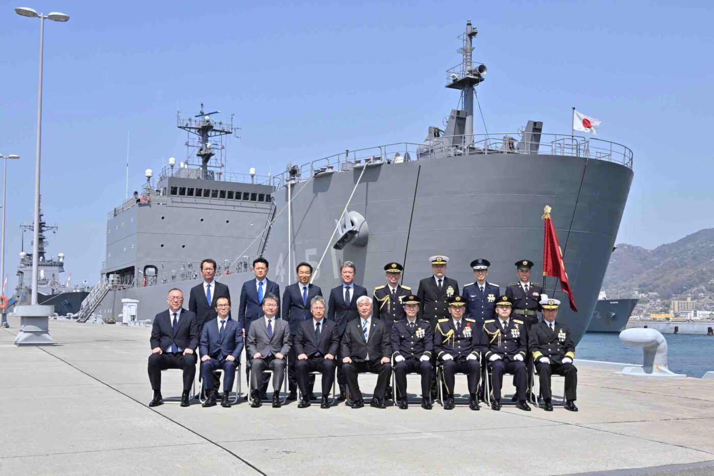 自衛隊の海上輸送群