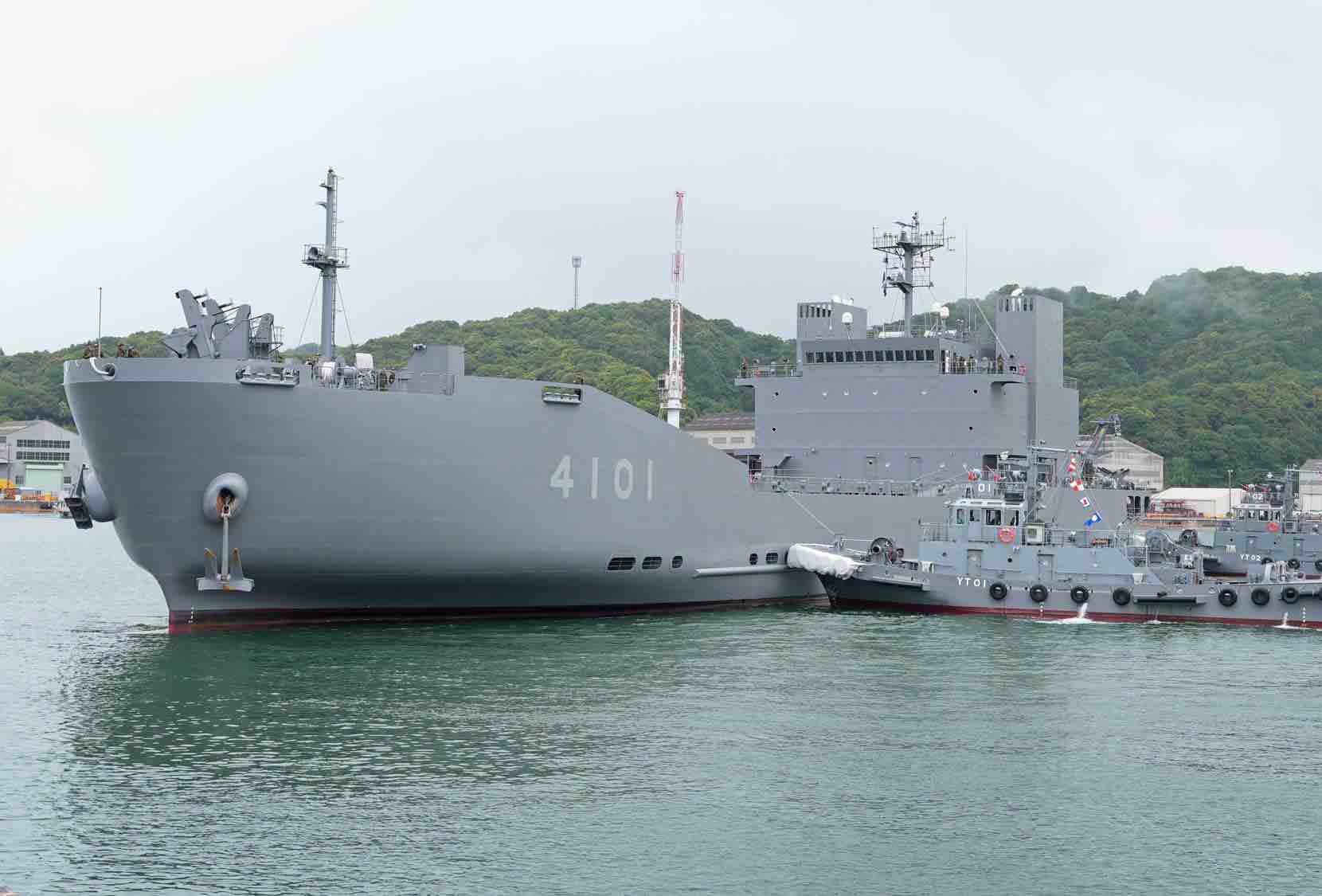 ようこう型輸送艦