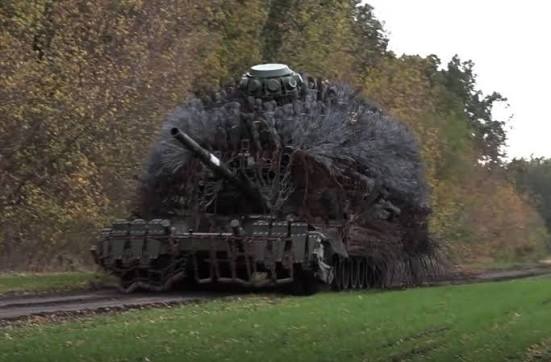 ロシア戦車のドローン対策